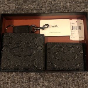 Coach Men Compact Wallet Signature Embossed 3 in 1